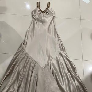 Gorgeous!!b Prom dress super sexy and stylish ❤️😘😍👏 retail price 1K!!!!!